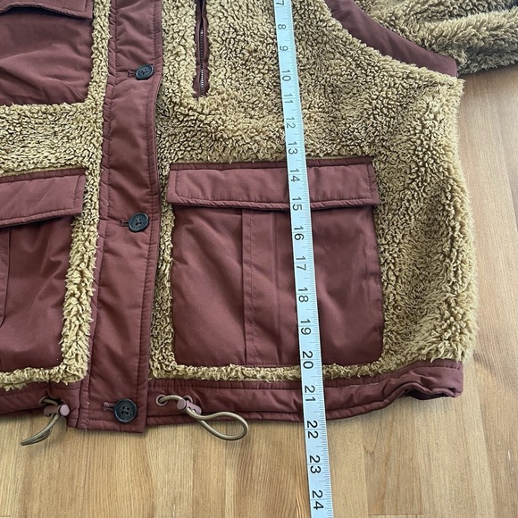 UpWest Womens Jacket Size L Sherpa Teddy Full Zip Pockets Hooded Brown Cropped - Picture 11 of 15